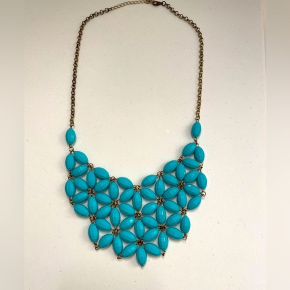 Etc! Turquoise Colored Necklace - Picture 1 of 6